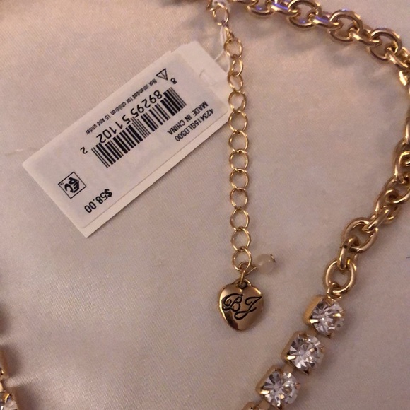 Betsey Johnson Gold Tone Ice Queen Smiley Crystal Pendant Necklace NWT - Picture 8 of 12